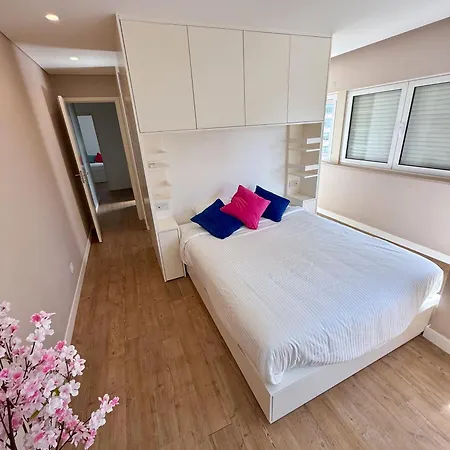 Апартаменты New 3 Bedroom Beachfront