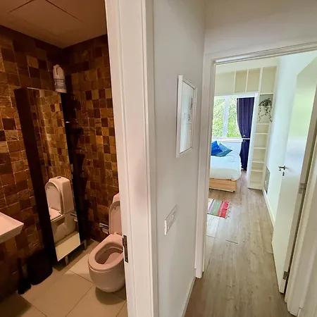 Apartment New 3 Bedroom Beachfront Carcavelos (Lisbon)