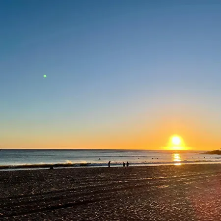 Apartamento New 3 Bedroom Beachfront